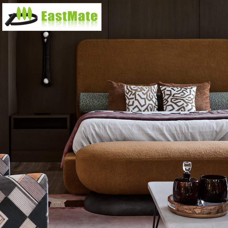 International Hotel Project Furniture Custom, French Classical Villa Living Room Carved Solid Wood Sofa, Bedroom Bed, Wine Cabinet Set